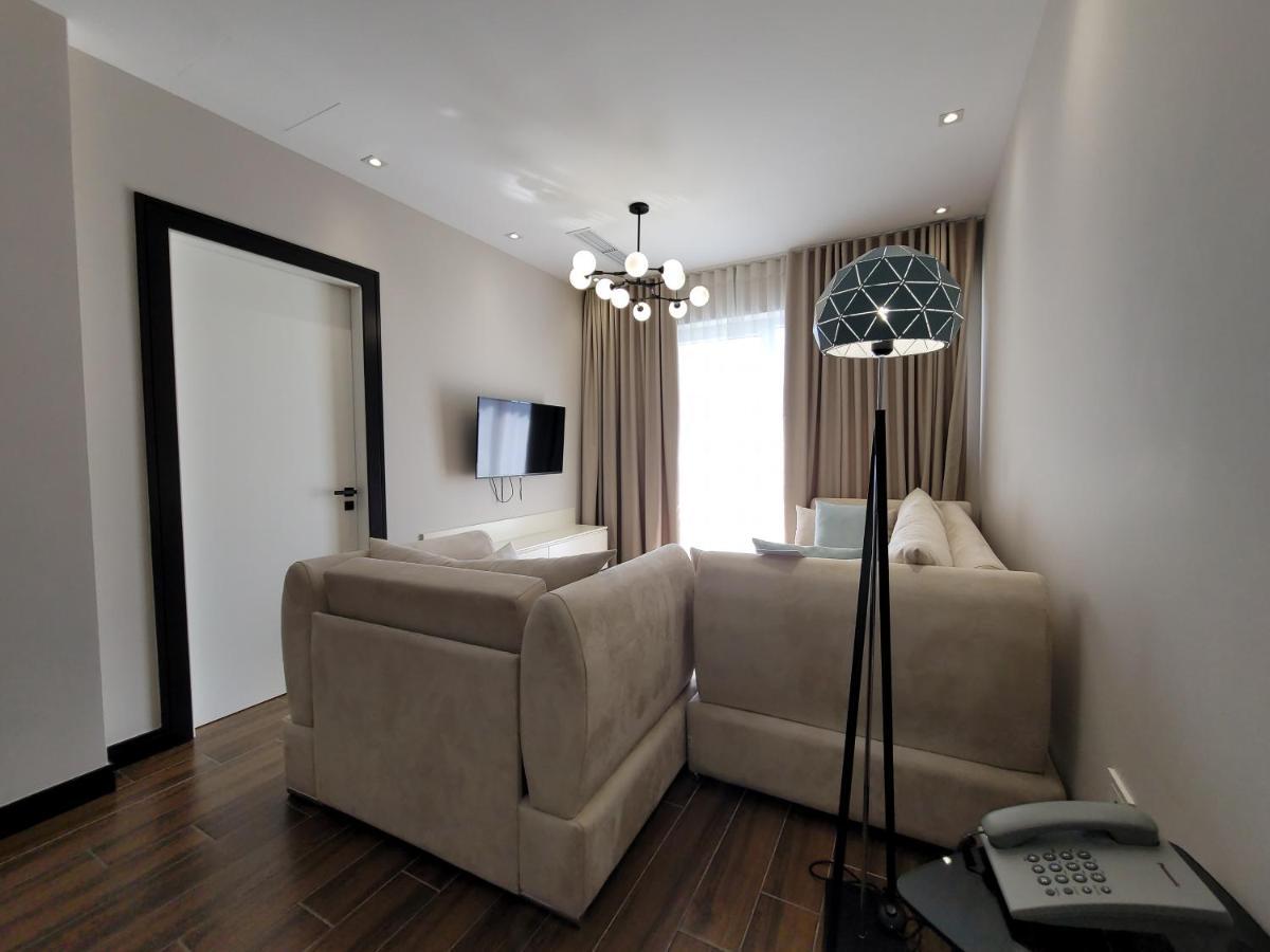 Delfin Resort Kune Shëngjin Buitenkant foto