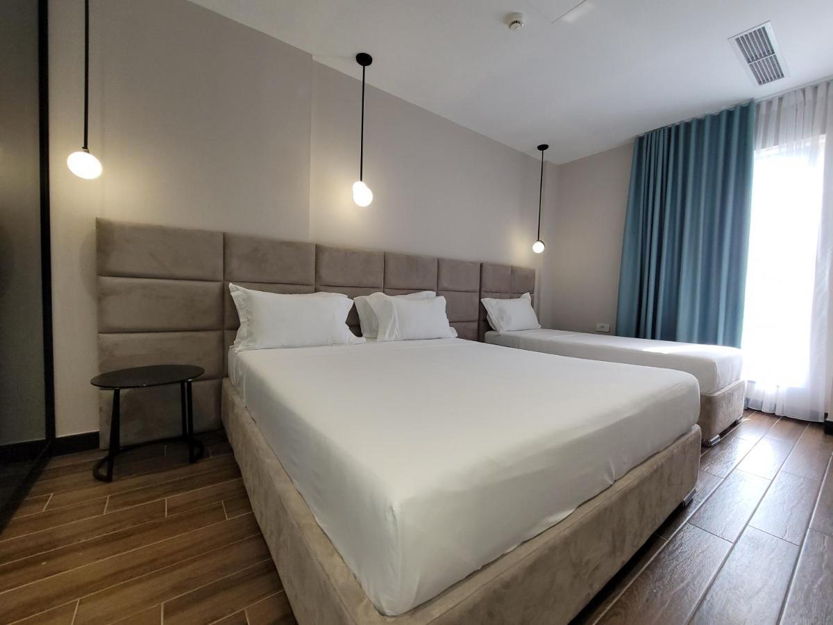 Delfin Resort Kune Shëngjin Buitenkant foto