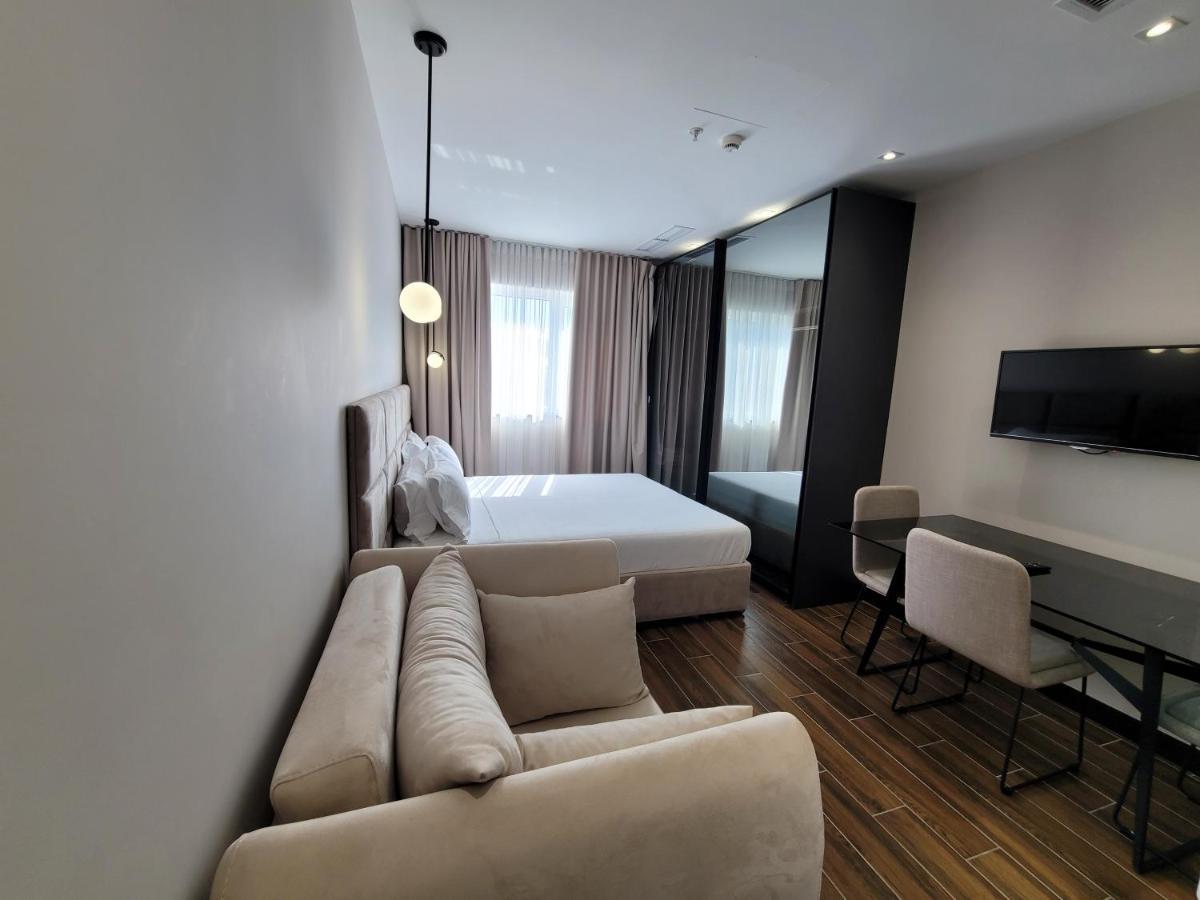 Delfin Resort Kune Shëngjin Buitenkant foto