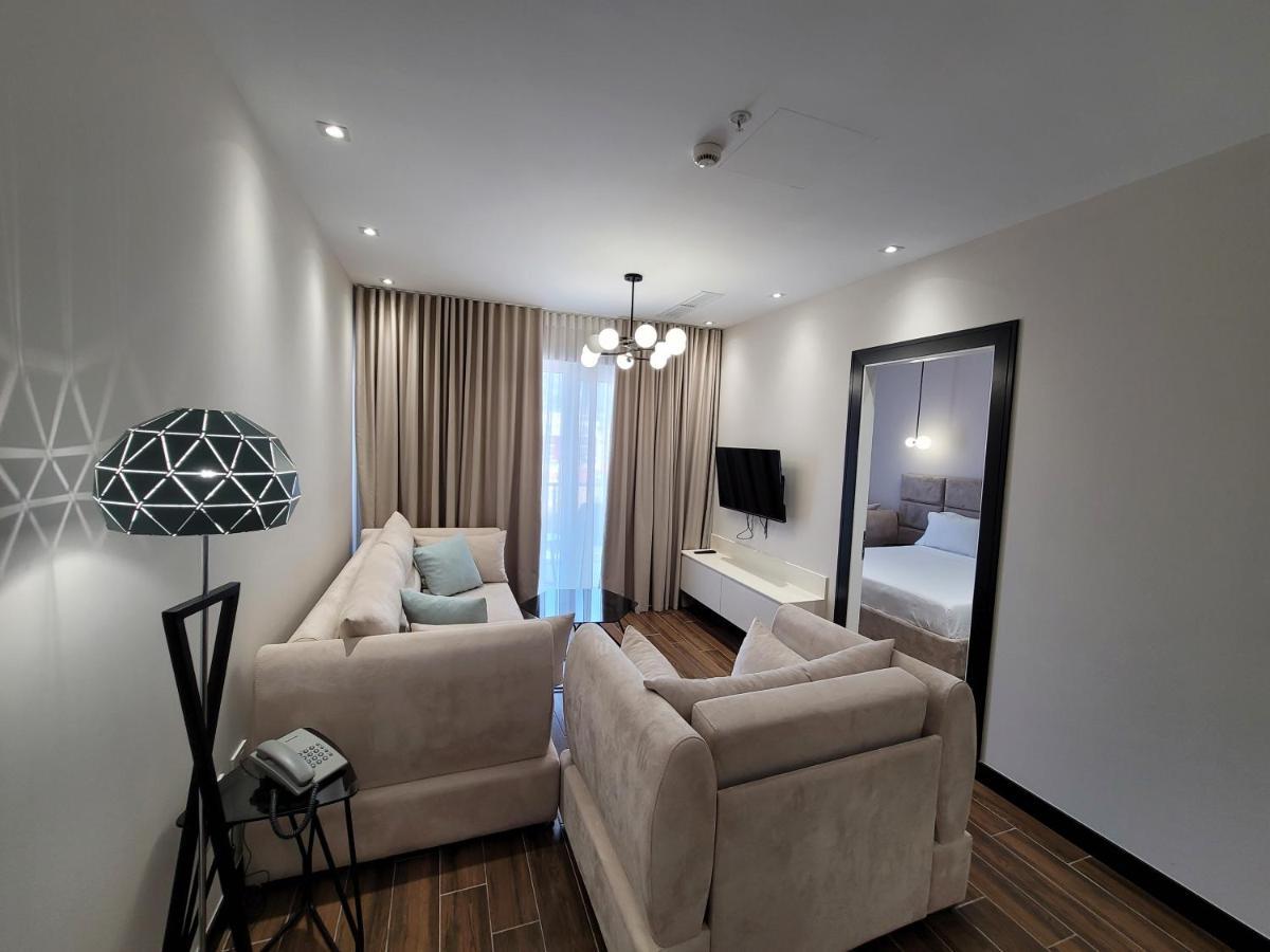 Delfin Resort Kune Shëngjin Buitenkant foto