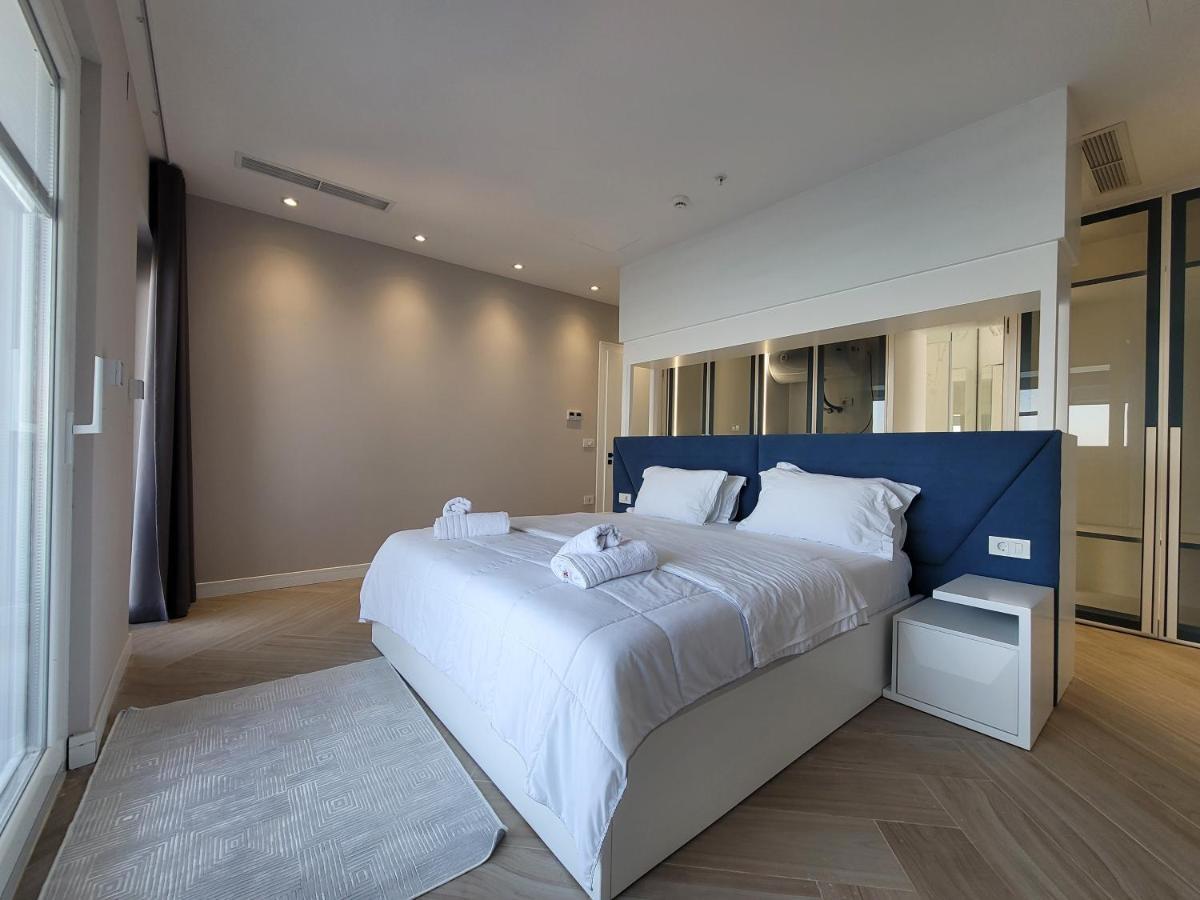 Delfin Resort Kune Shëngjin Buitenkant foto